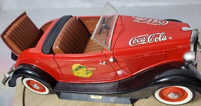 Coca-Cola  Ford V8 全長約23㎝　SOLIDO社　フランス製 Coca-Cola Ford V8 全長約23㎝ SOLIDO社 フランス製 美術品