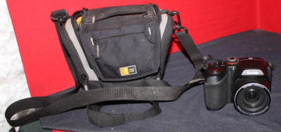 Kodak Easyshare Z5010 Camera with Case Logic bag - Black As Is AO4067027