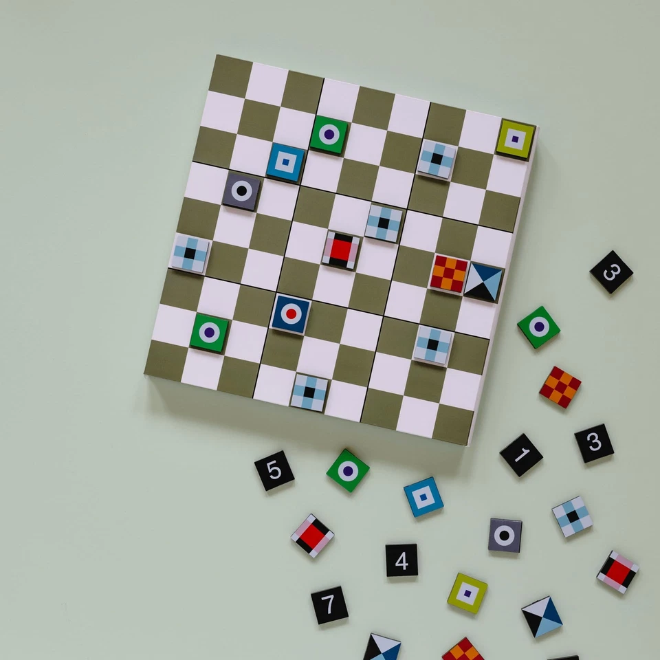 SU2 Sudoku – das beliebte Denkspiel als Brettspiel mit Zahlen oder Farben in ... - Bild 2 von 4