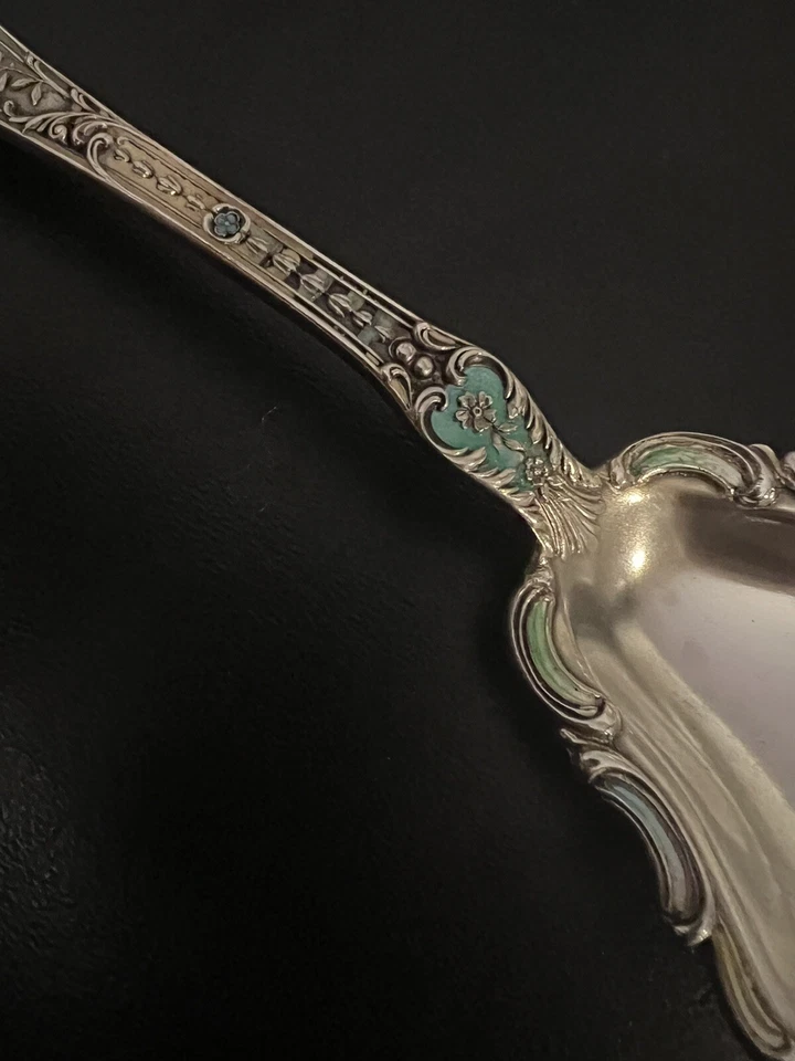 "Cuchara para servir bayas Louis XVI por Gorham de plata de ley esmaltada 8-7/8""" Foto 3 de 4