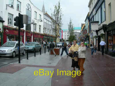 Foto 6x4 Nach dem Regen Cill Airne Main Street, Killarney, nach einer Perio c2007