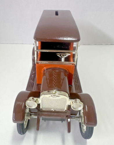 1923 Chevrolet 1/2 Ton Delivery Truck Diecast Bank Reese’s Peanut Butter Cups - Picture 3 of 10