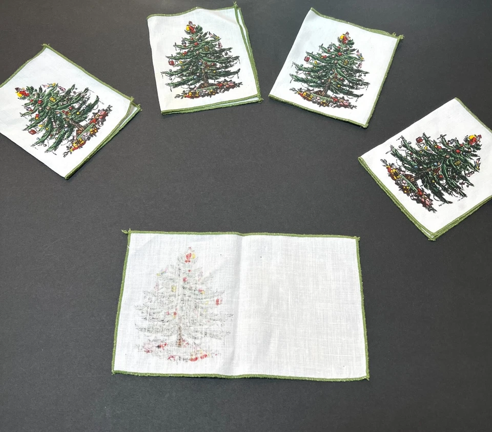 Set of 5 Vintage Spode Christmas Tree Cloth Napkins - Image 3 of 4