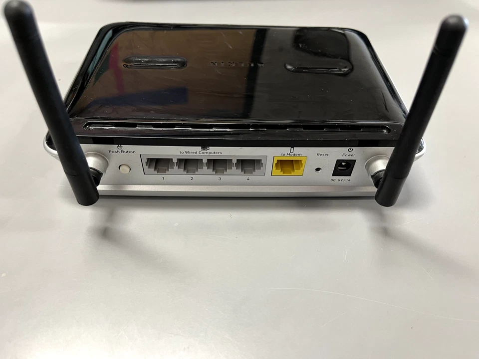 Router Belkin N Wireless modelo F5D82334 v2 - Imagen 3 de 4