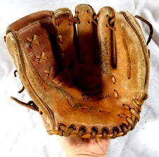 Rawlings RBG90 Baseball Glove 11'' Ken Griffey Jr Youth LHT Edge-U-Cated Heel