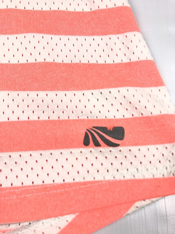 Marika Tek Dry Wik 女式 S 码小号赛车运动休闲表演背心 — 第 3/4 张图片