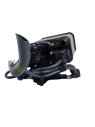 New Toyota OEM Fuel Emission Vapor Canister 77740-06093 - Picture 7 of 7
