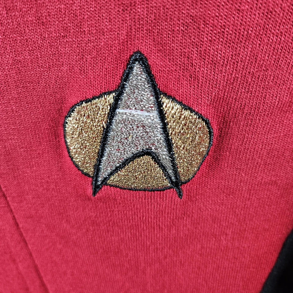 New 1994 Star Trek The Next Generation Uniform Shirt Boys XL Red NOS *FLAW* - Image 3 of 4