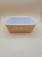 Pyrex Vintage Golden Butterfly 0502 1 1/2 Pint Refrigerator Dish No Lid