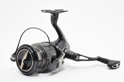Shimano 19 Vanquish 4000XG Spinning Reel Near Mint From JAPAN #2858