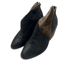 Band Of Gypsies Women's US 6 Suede Cutout Ankle Booties Western Pointed Toe Zip