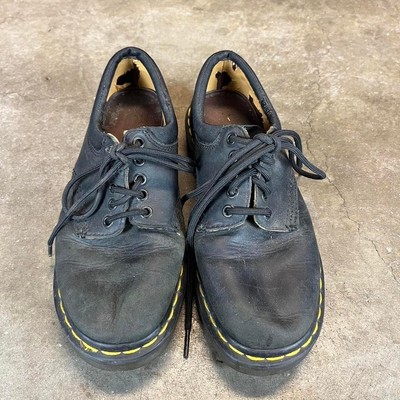 Dr. Martens 8053 Black Leather 5-Eye Padded Collar Platform  display picture 1
