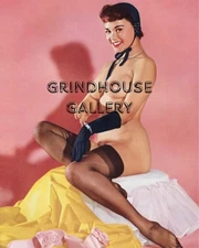 Vintage 1940s 1950s Photo Pretty Cheesecake Pinup Woman Naughty Boudoir #10B
