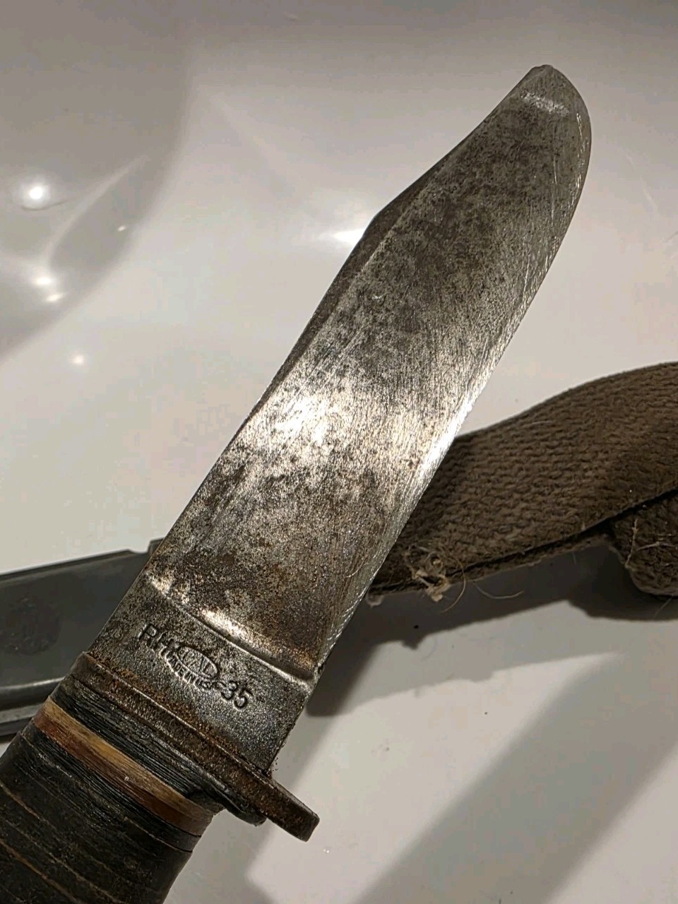 Vintage US Navy U.S.N. Mark 1 PAL RH35 Fighting Knife With Sheath