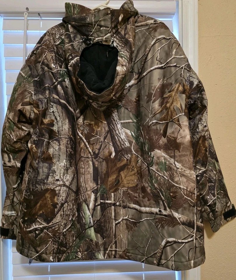 Cabela's Men's Windproof Waterproof Insulated Realtree AP Hunting Parka XL - Image 2 of 4