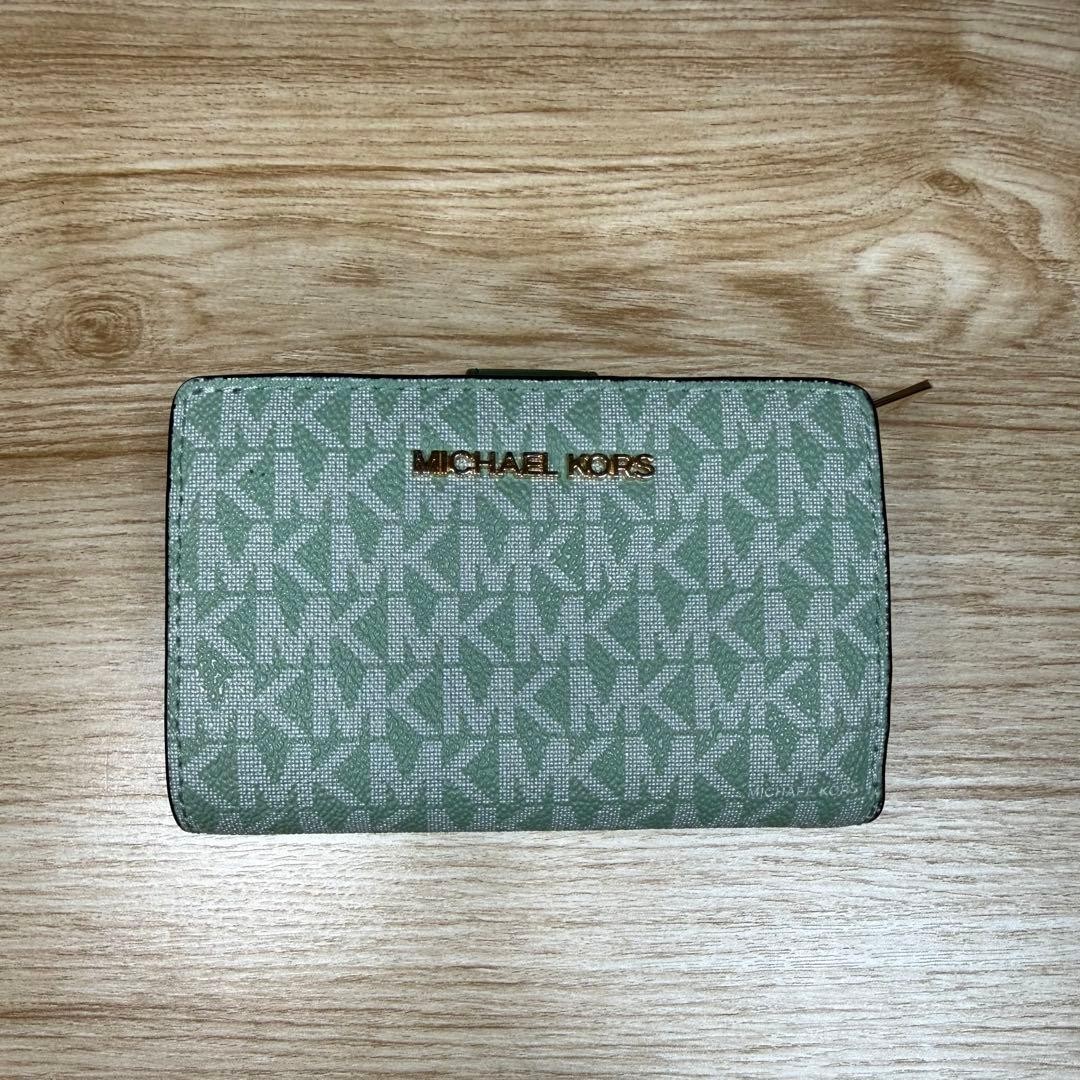 Michael Kors Foldable Wallet Green Used Minimal Wear Coin Pocket