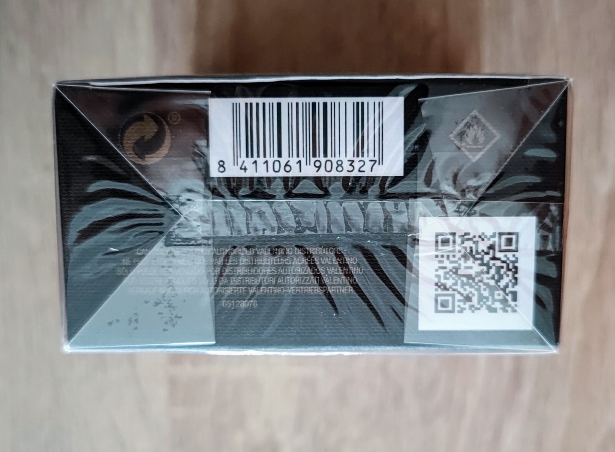 ヴァレンティノウォモノワール アブソリュ Noir Absolu 100ml Valentino Uomo Noir Absolu Valentino cologne - a fragrance