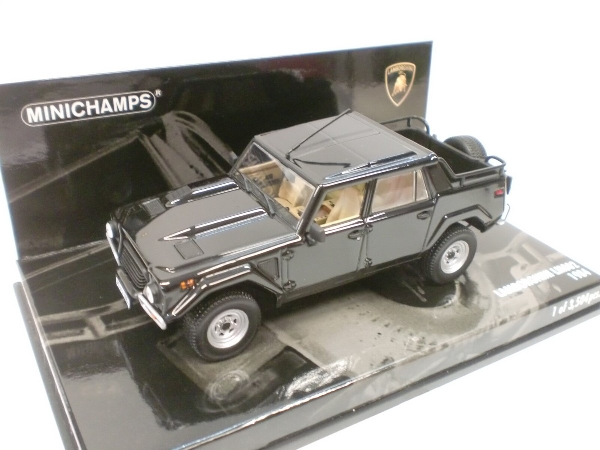 ランボルギーニ LM002 & シルエット MINI CHAMPS 1/43 ランボルギーニ LM002 & シルエット MINI CHAMPS 1/43