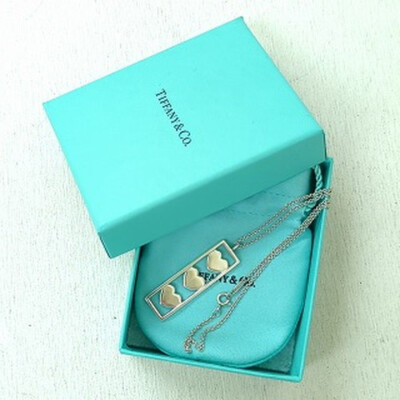 Tiffany & Co. Triple Heart Plate Pendant in Silver 925, with Box
