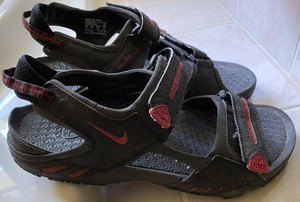 nike santiam 4 acg sandals