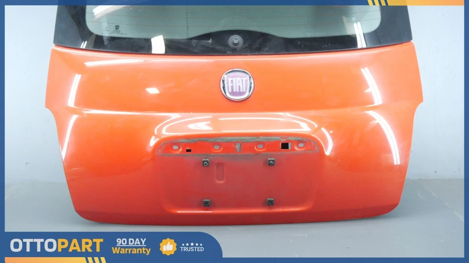 Fiat 500 Pop 2012-2019 tapa maletero trasero puerta trasera puerta levadiza conjunto puerta trasera OEM Foto 2 de 4