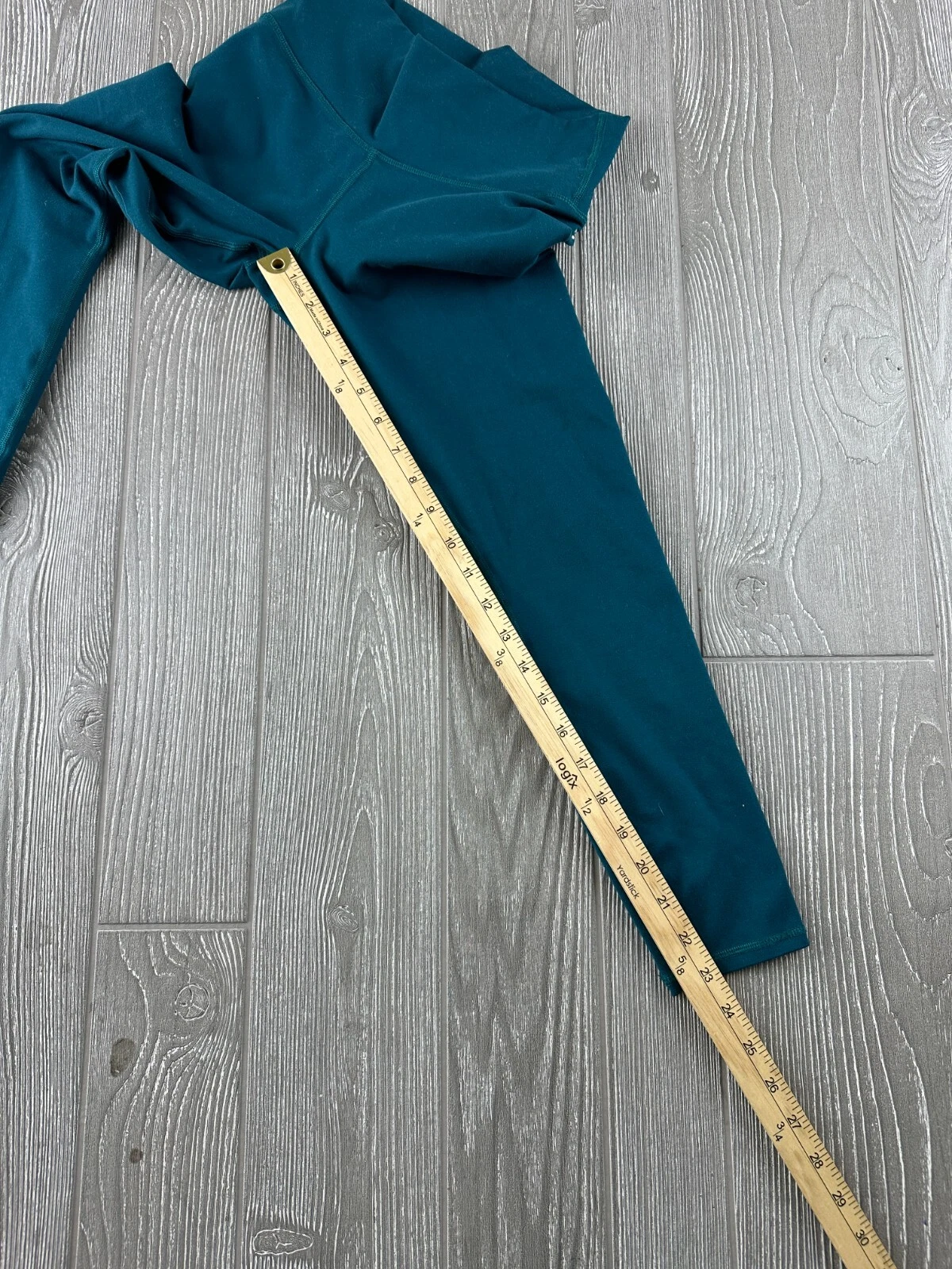 fabletics athletic leggings