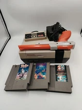 Nintendo NES-001  TESTED!  Felix The Cat, Tetris, Mario / Duck Hunt. 