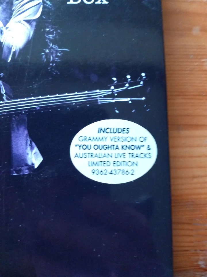 Alanis Morissette – The Singles Box - BOX SET - LIMITED EDITION NUMBERED - 5x CD - Bild 2 von 4