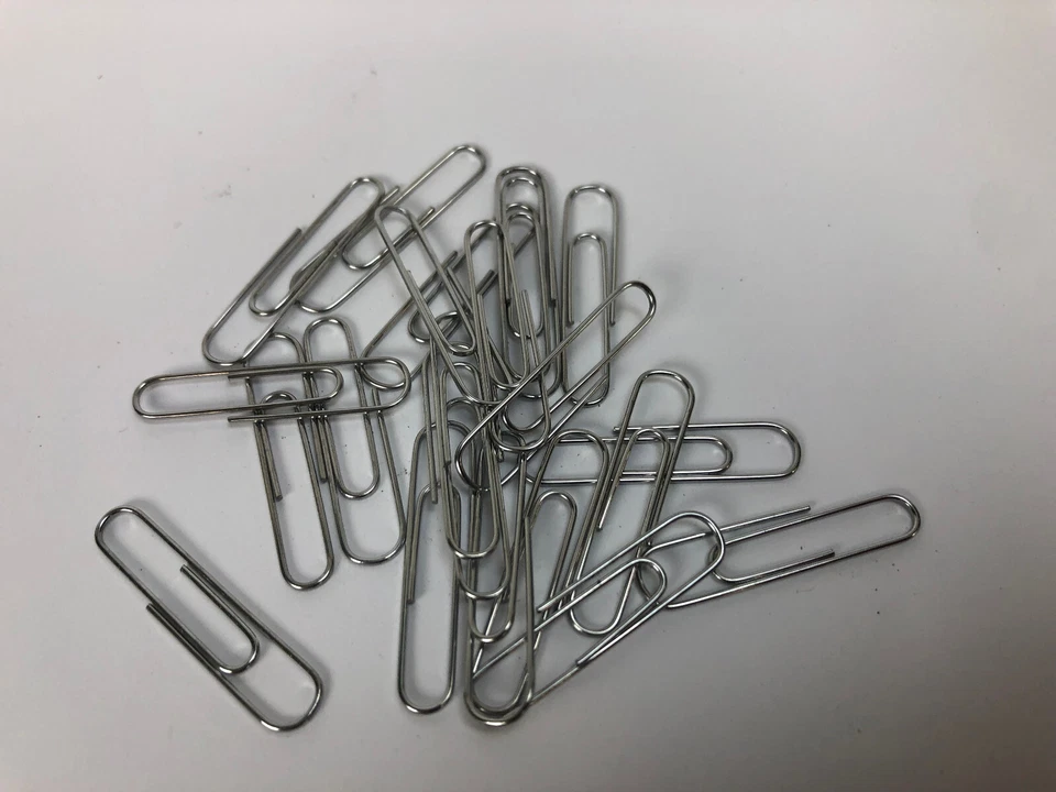 Staples #1 银宝石纸夹 1000 件 批量 数量可用 — 第 4/4 张图片