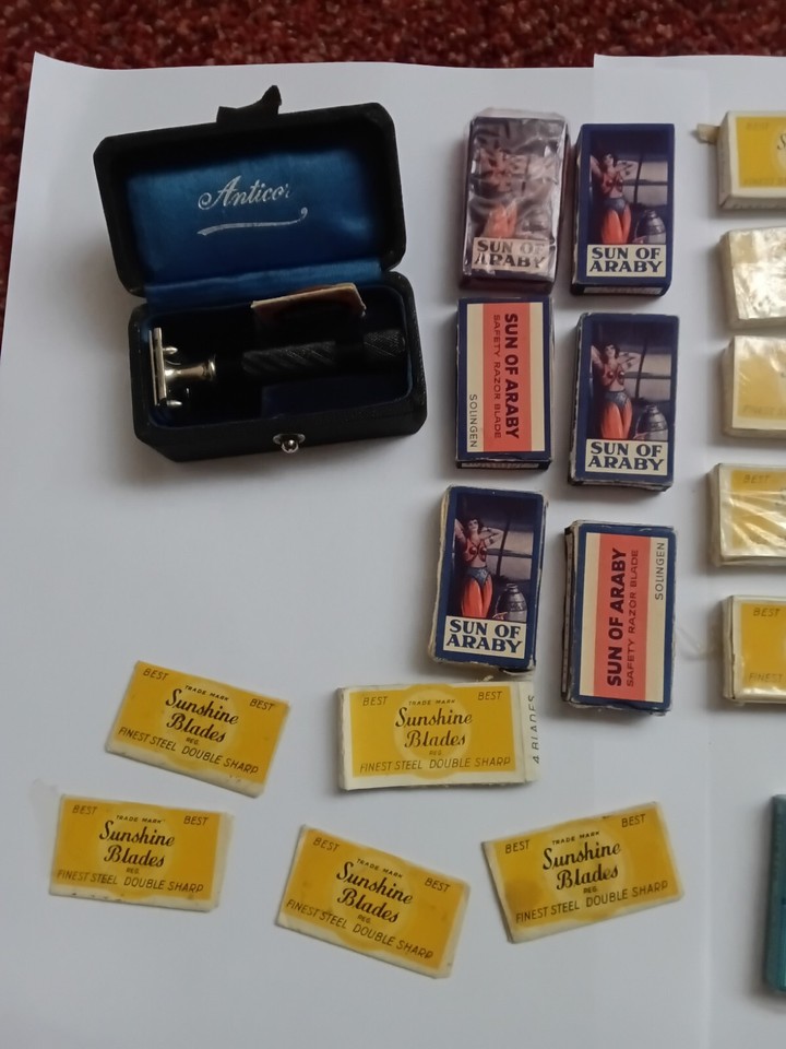 Vintage Cased Razor Anticor Kilinge 21 Pkts Blades Son Araby Sunshine
