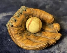 VTG 1998 S.S. Sarna Baseball Glove W/ball Desk Decor/Paper Weight
