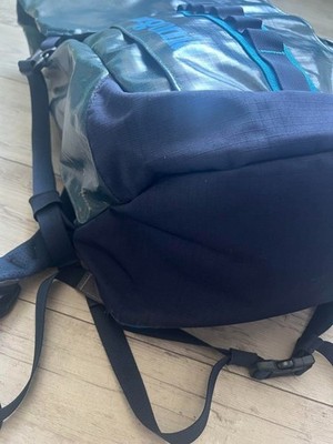 Patagonia Black Hole Pack 32L Backpack Deep Green Travel Waterproof 2016  Used | eBay