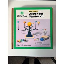 KiwiCo Astronaut Starter Kit STEM Solar System Rocket Toy Ages 5-10 NEW