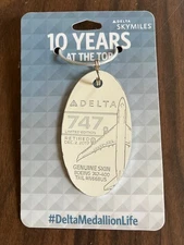Delta Airlines Boeing 747 Plane Tags White N668US Diamond Medallion Day One