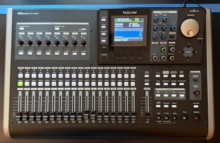 TASCAM DP 24SD 24 Track Digital Portastudio Multi Track Recorder WITH EXTRAS
