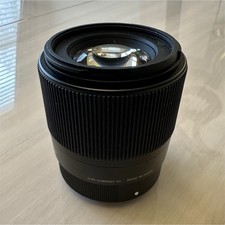 Sigma 30mm f/1.4 DC DN Sony E Mount APS-C – Excellent – Clean Optics