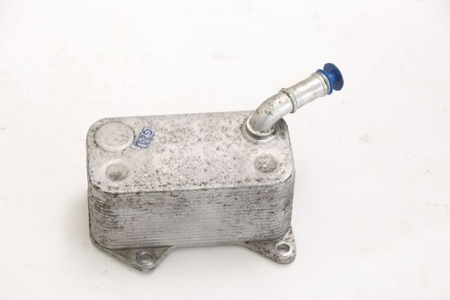 Ölkühler VW TOURAN 1 06D117021C BVY 2.0 110 KW 150 PS Benzin 09-2006