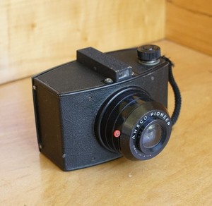 Ansco Pioneer 1930's Bakelite Camera for Display Original Condition