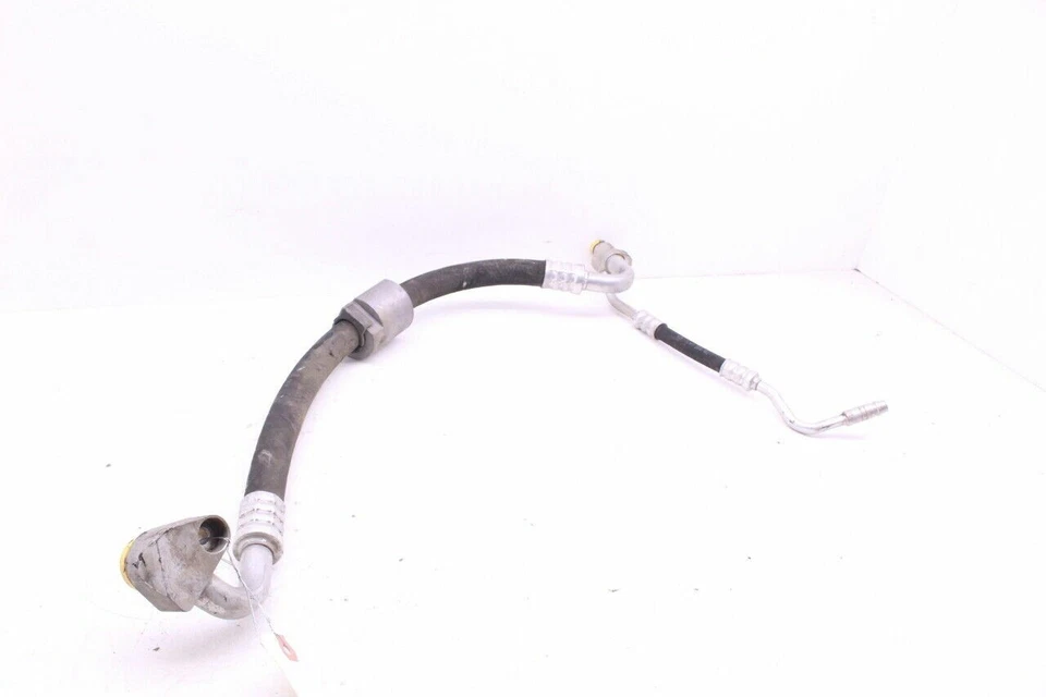 2009 BMW 335i Ac Air Conditioner Suction Hose Line OEM Used - Imagem 3 de 4