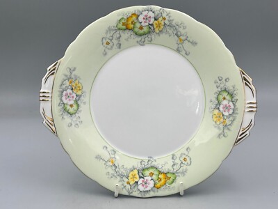 Aynsley England Vintage Ohr Kuchenteller hellgrün mit Blumenmuster.