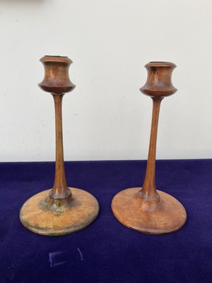 Vintage Kerzenständer Kerzenständer aus gedrechseltem Holz mit Messingintarsien