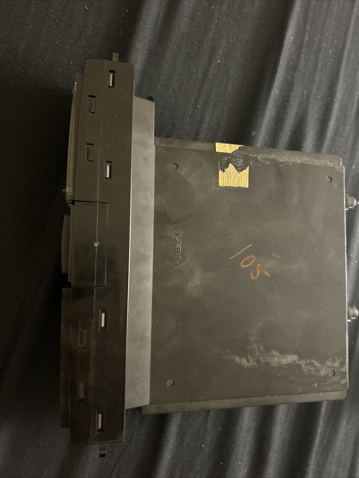 2003 2007 Suzuki Grand Vitara XL7 Hazard Light Dash Clock Unit 36780