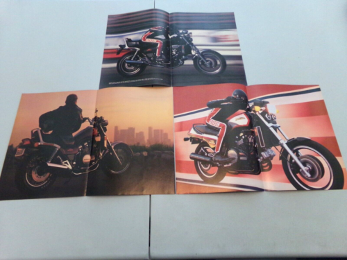 3 annonces moto Honda 2 V65 Magna & 1 V65 Sabre 1 pièce sur papier brillant - Photo 1 sur 4