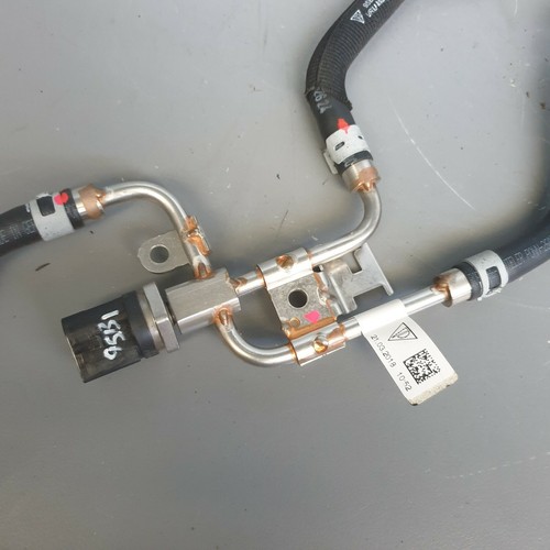Porsche Macan 95B Fuel Line & Pressure Sensor 94611023504 eBay