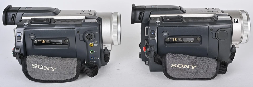 Two (2) Sony DCR-TRV900 Handycam Mini DV 3-CCD Camcorders with UW Case! - Image 4 of 4