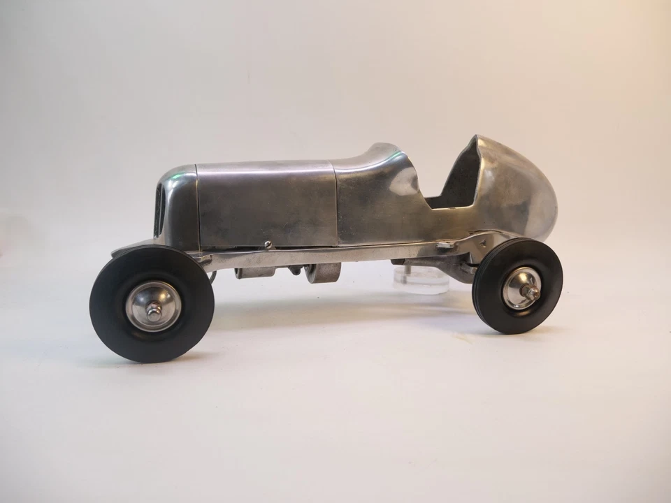 Vintage 1940s PEERLESS Tether Car - Image 2 of 4