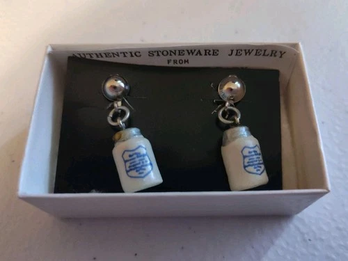 Vtg Artists in the Park Red Wing Pottery Deer Park, WI Stoneware Earrings