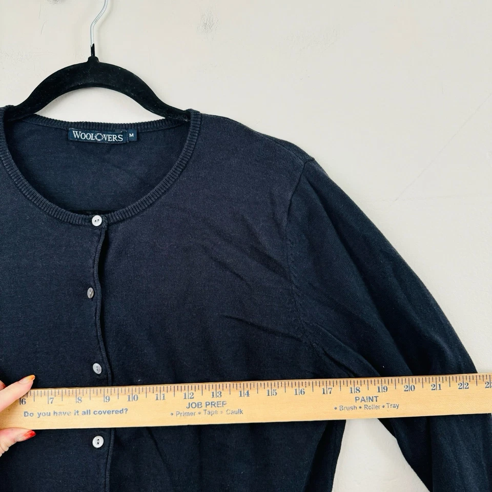 Cárdigan para mujer Woolovers negro mezcla de seda y algodón con botones mediano Foto 3 de 4