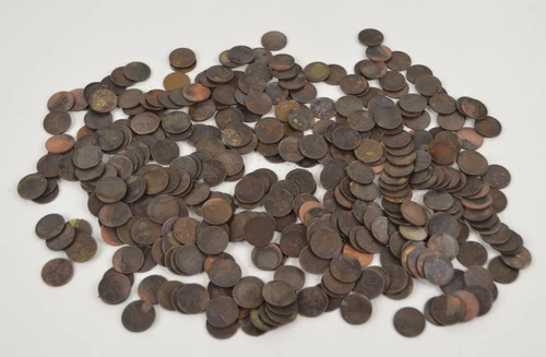 Bulk Lot of 300+ Wheat Back Penny Pennies 2.35 lbs. Weight - Unsearched Estate