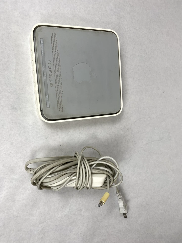 Apple Airport Extreme Base Station 2nd Gen Wireless Router A1143 Working 1 Owner - Image 2 of 4